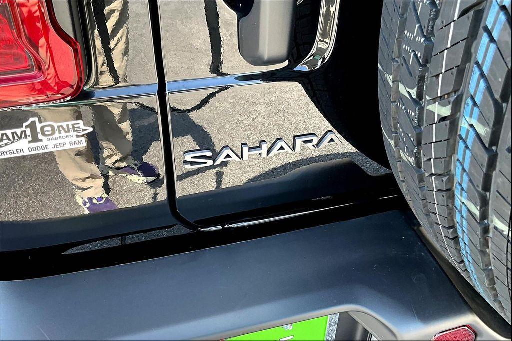 new 2025 Jeep Wrangler car, priced at $51,096