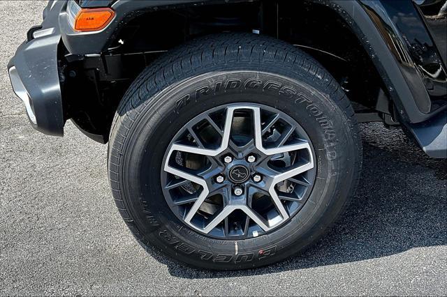 new 2025 Jeep Wrangler car, priced at $50,092