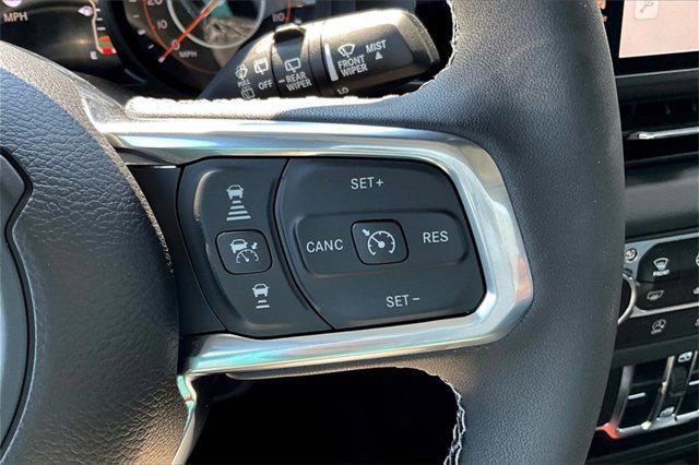 new 2025 Jeep Wrangler car, priced at $48,711