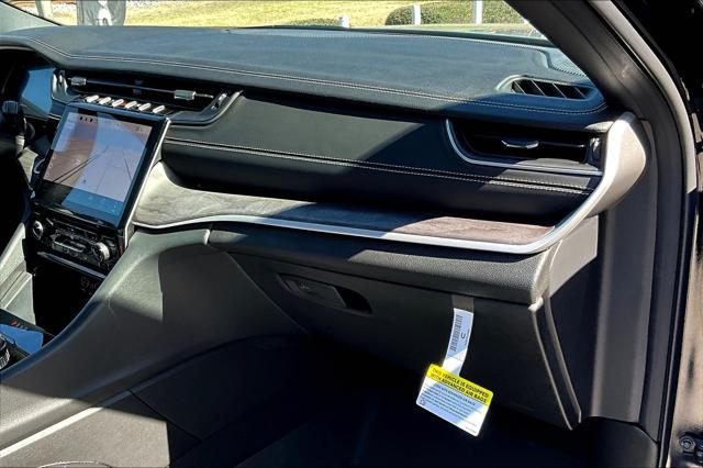 new 2025 Jeep Grand Cherokee L car, priced at $45,497