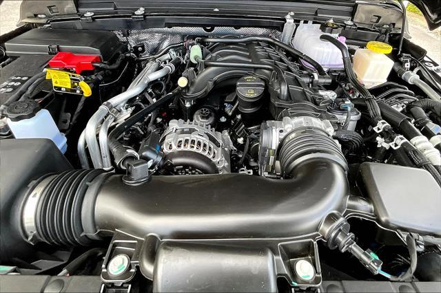 new 2025 Jeep Gladiator car, priced at $43,991