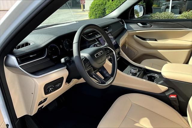new 2025 Jeep Grand Cherokee L car, priced at $41,347