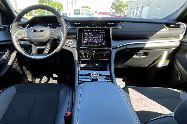 new 2025 Jeep Grand Cherokee L car, priced at $42,554