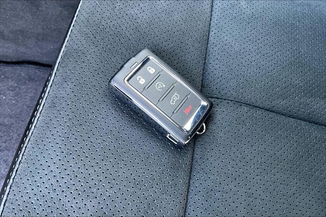 new 2025 Jeep Grand Cherokee L car, priced at $42,554