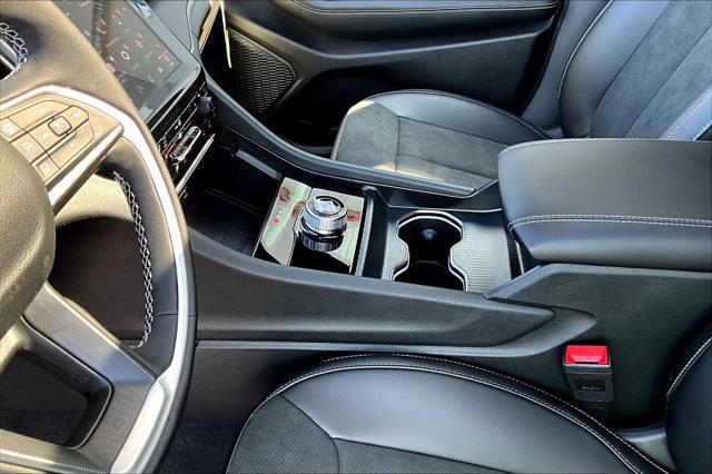new 2025 Jeep Grand Cherokee L car, priced at $42,554