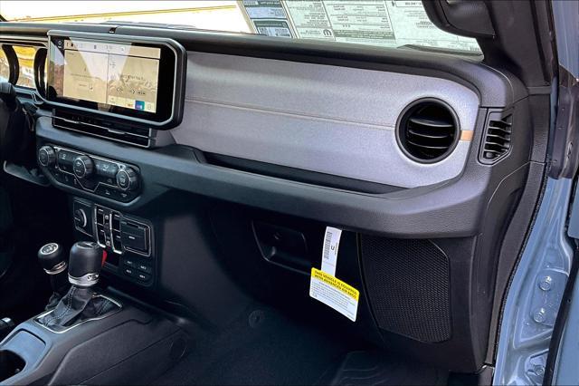 new 2025 Jeep Gladiator car, priced at $42,997