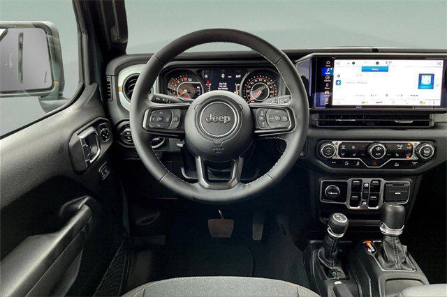 new 2025 Jeep Gladiator car, priced at $38,996