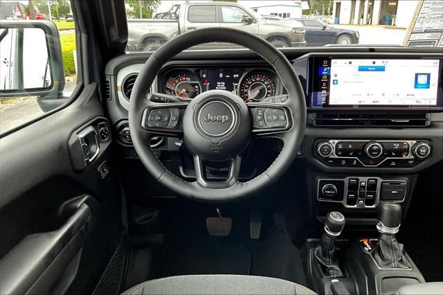 new 2025 Jeep Gladiator car, priced at $43,474