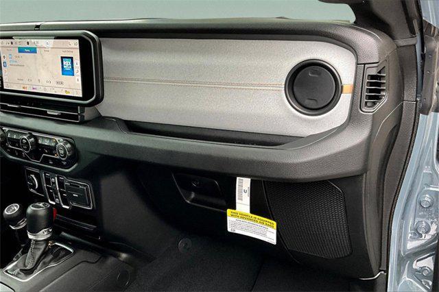 new 2025 Jeep Gladiator car, priced at $38,996