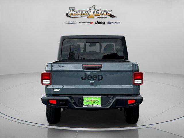 new 2025 Jeep Gladiator car, priced at $38,996