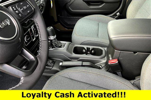 new 2025 Jeep Gladiator car, priced at $41,974