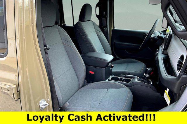 new 2025 Jeep Gladiator car, priced at $41,974