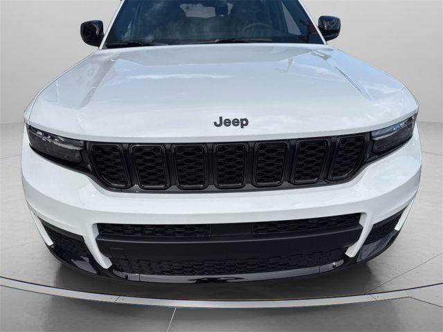 new 2025 Jeep Grand Cherokee L car, priced at $41,997