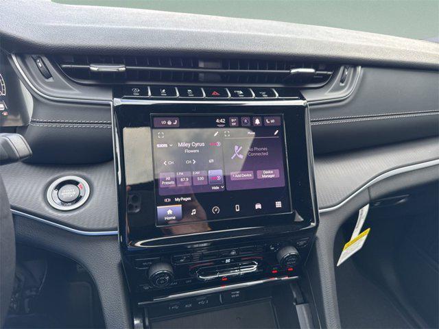 new 2025 Jeep Grand Cherokee car, priced at $36,747