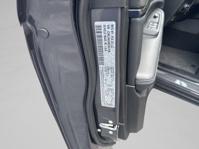 new 2025 Jeep Grand Cherokee car, priced at $36,747