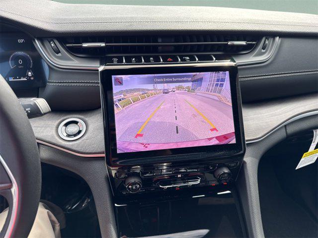 used 2025 Jeep Grand Cherokee car, priced at $40,973