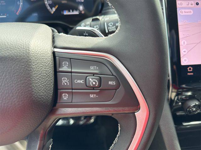 used 2025 Jeep Grand Cherokee car, priced at $40,973