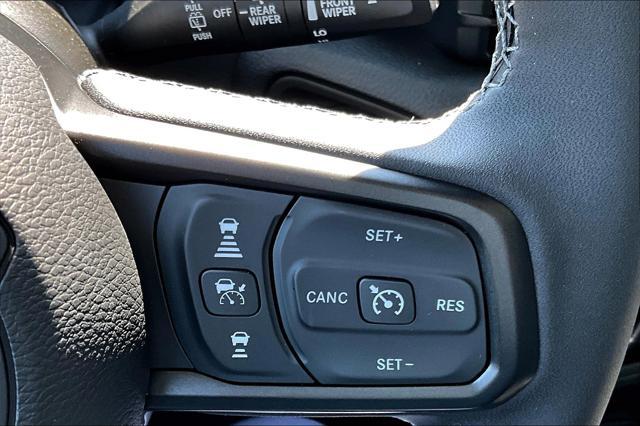 new 2025 Jeep Wrangler car, priced at $45,229