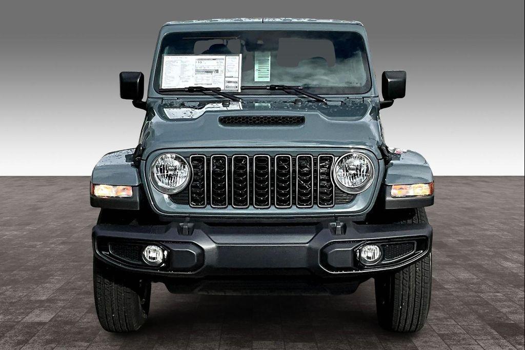 new 2025 Jeep Gladiator car, priced at $43,748