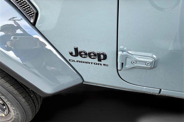new 2025 Jeep Gladiator car, priced at $42,479