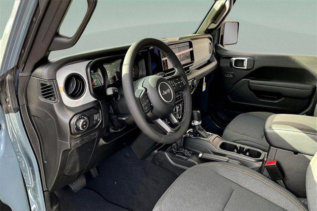 new 2025 Jeep Gladiator car, priced at $42,479