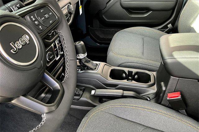 new 2025 Jeep Gladiator car, priced at $42,479