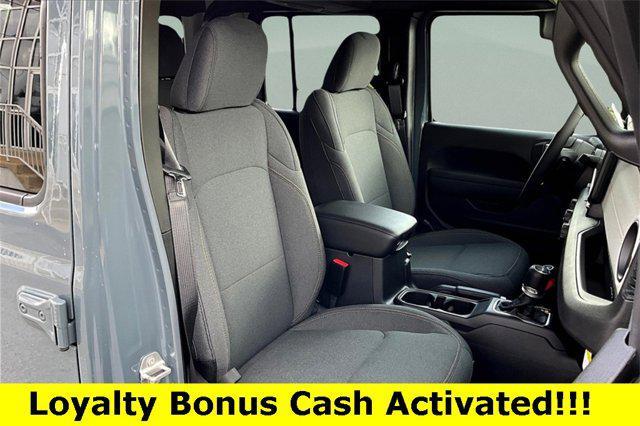 new 2025 Jeep Gladiator car, priced at $42,479