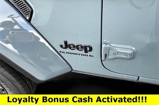 new 2025 Jeep Gladiator car, priced at $42,479