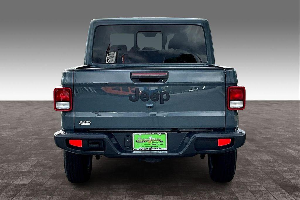 new 2025 Jeep Gladiator car, priced at $43,748