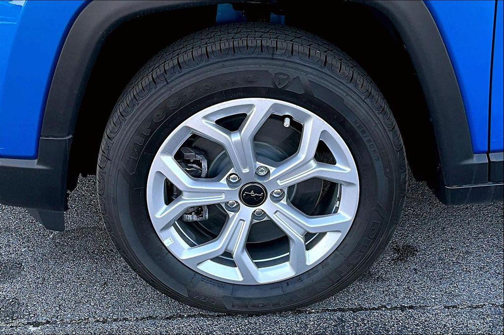 new 2025 Jeep Compass car, priced at $25,488