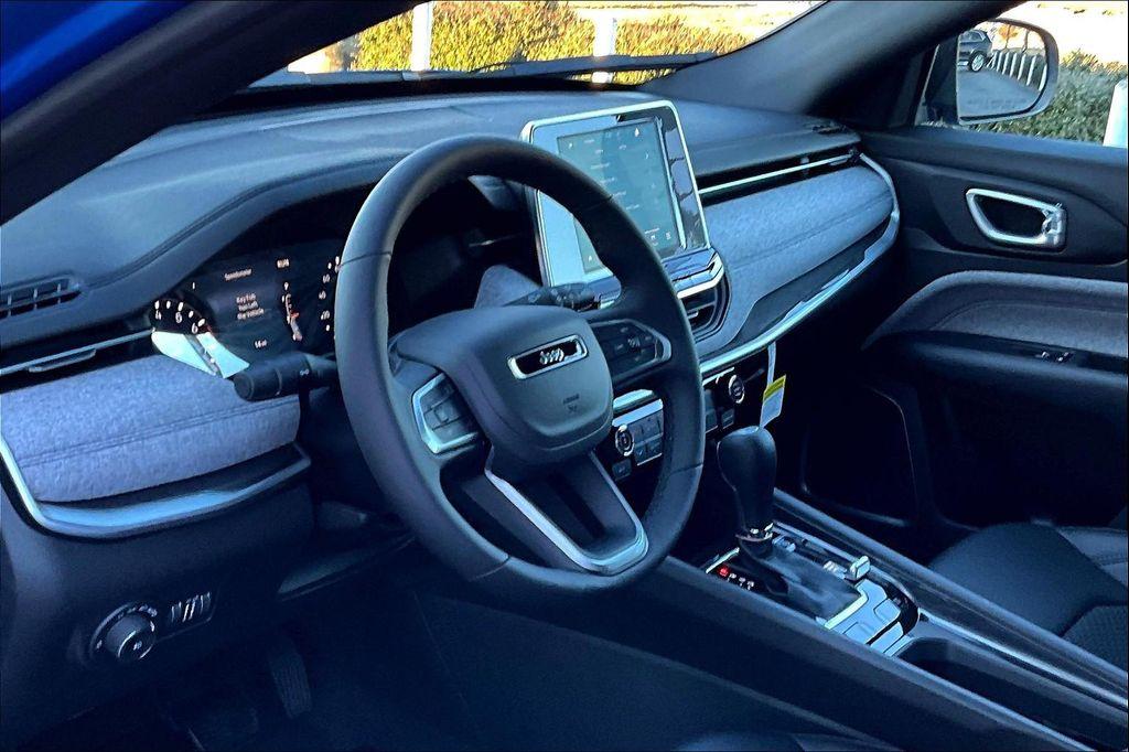 new 2025 Jeep Compass car, priced at $26,488