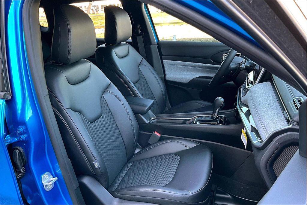 new 2025 Jeep Compass car, priced at $25,488