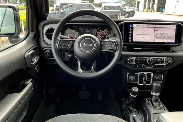 new 2025 Jeep Wrangler car, priced at $51,665