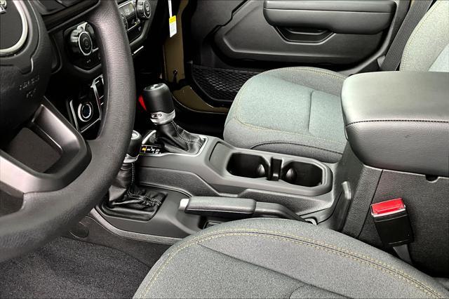 new 2025 Jeep Wrangler car, priced at $51,665