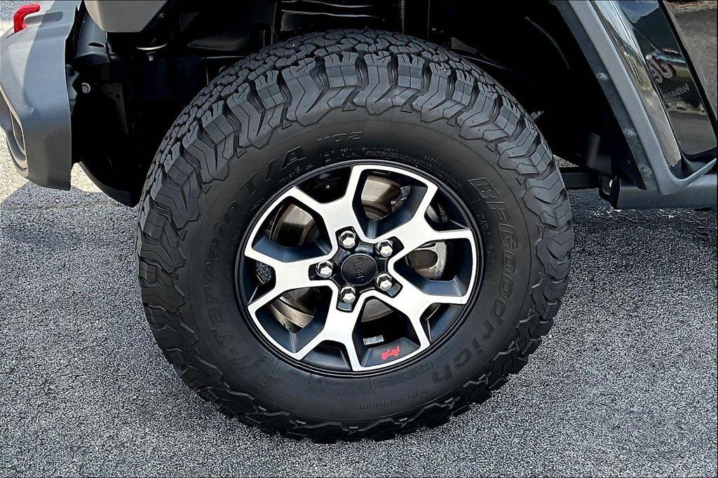 used 2020 Jeep Wrangler Unlimited car, priced at $34,412