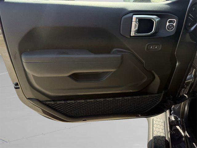new 2026 Jeep Wrangler car, priced at $51,992