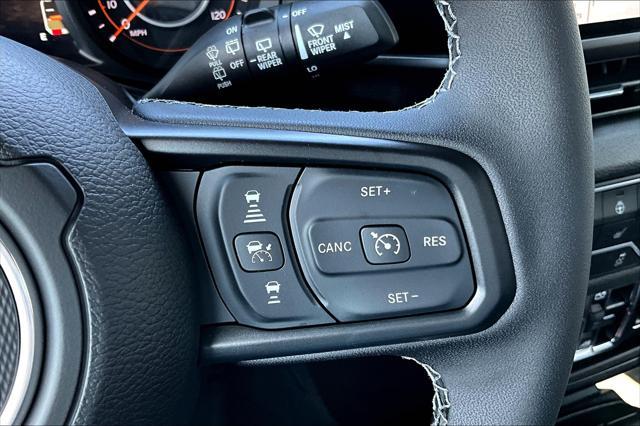 new 2025 Jeep Wrangler car, priced at $48,247