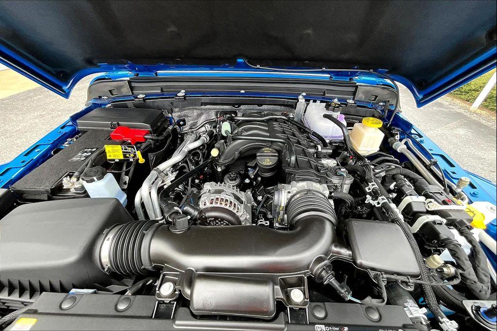 new 2025 Jeep Gladiator car, priced at $43,495