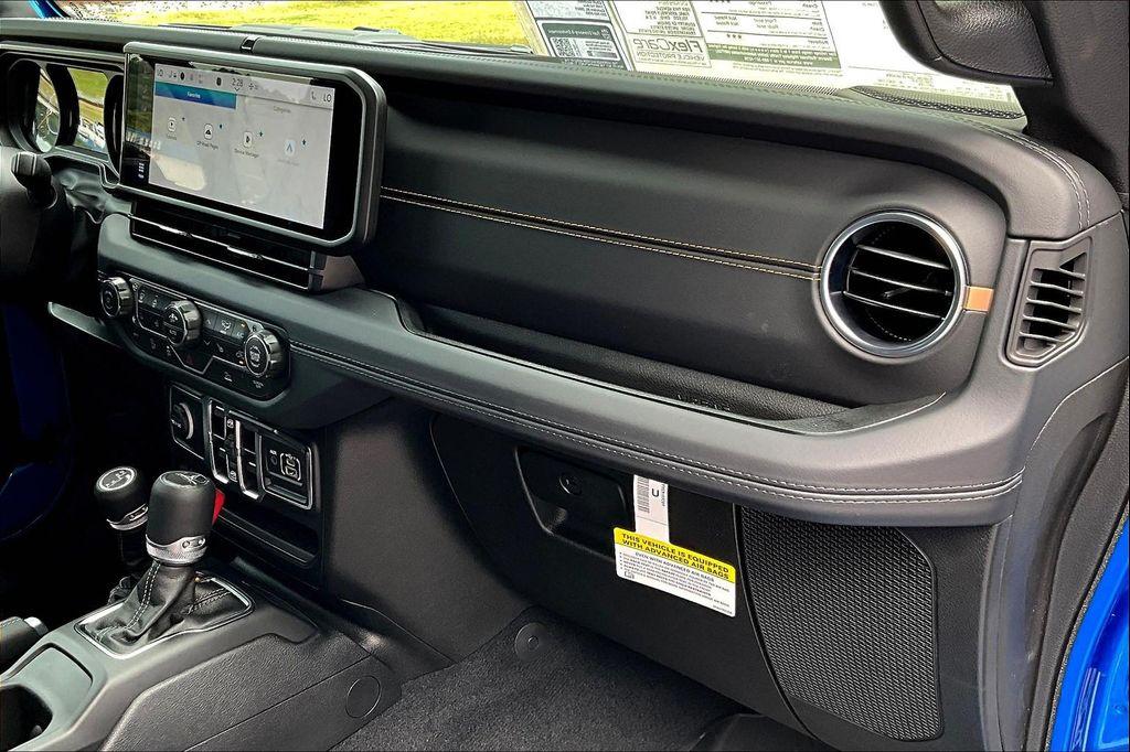 new 2025 Jeep Gladiator car, priced at $43,495
