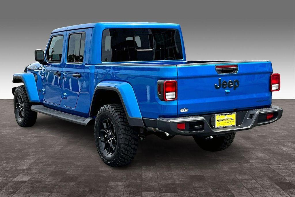 new 2025 Jeep Gladiator car, priced at $43,495