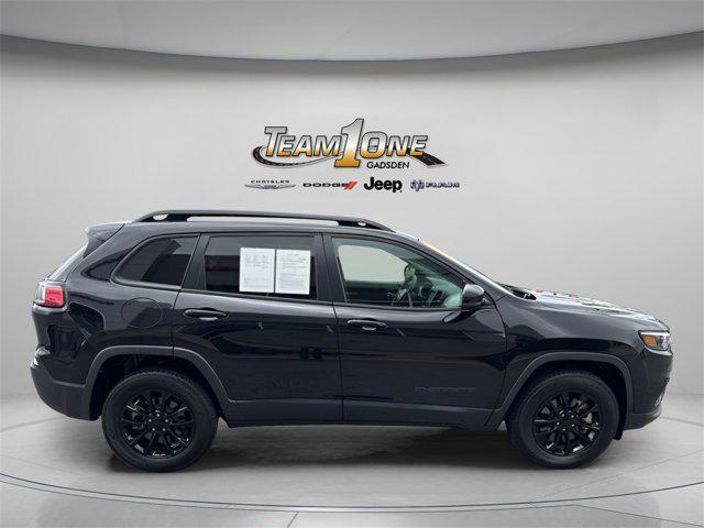 used 2023 Jeep Cherokee car, priced at $17,996