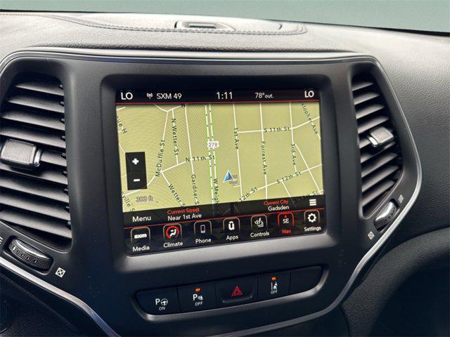 used 2023 Jeep Cherokee car, priced at $17,996