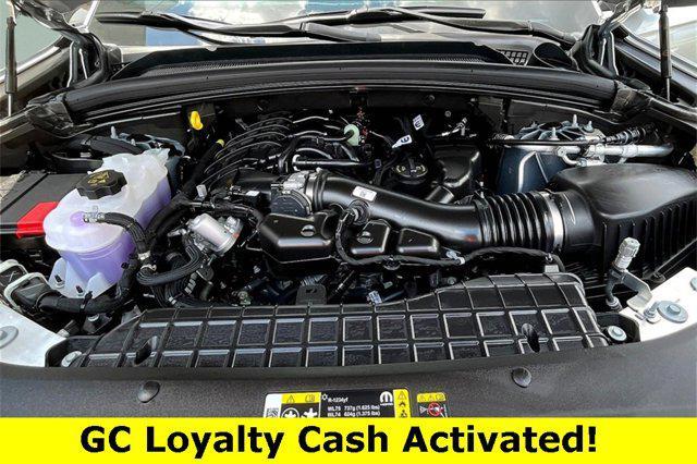 new 2025 Jeep Grand Cherokee L car, priced at $35,748