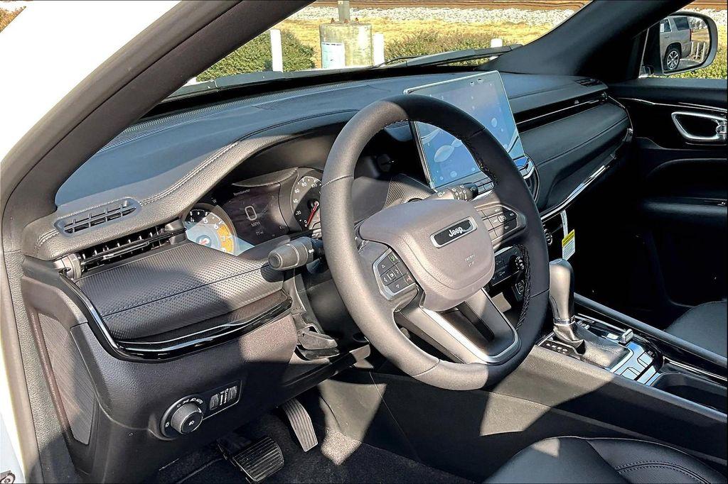 new 2025 Jeep Compass car, priced at $26,994