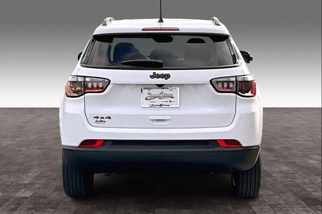 new 2025 Jeep Compass car, priced at $26,994