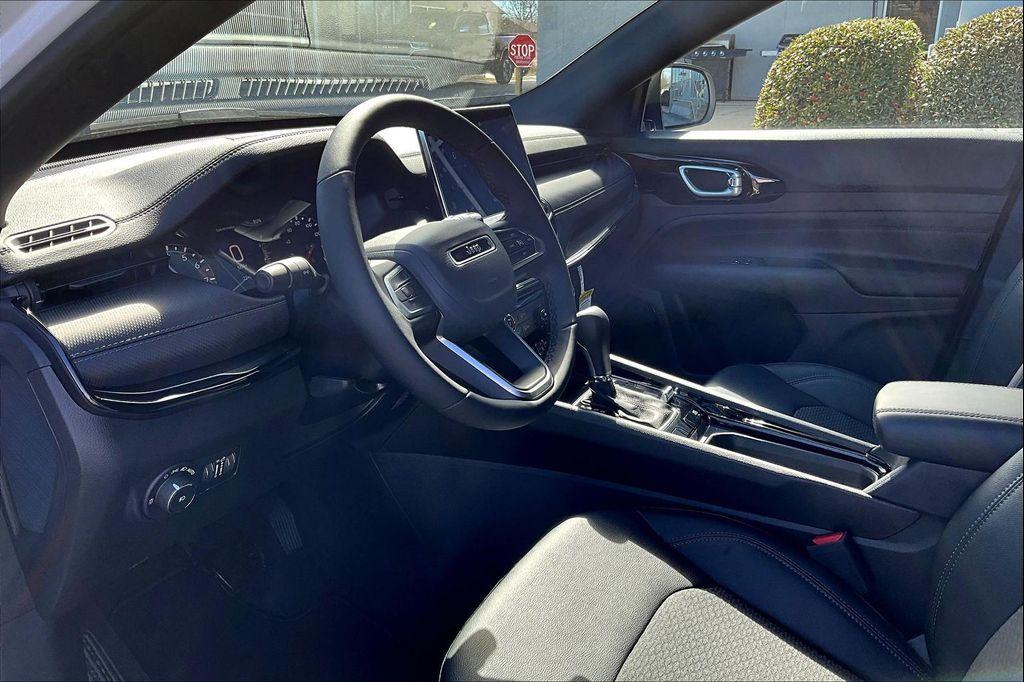 new 2025 Jeep Compass car, priced at $23,994