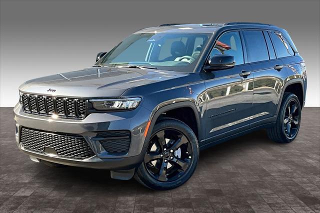 new 2025 Jeep Grand Cherokee car, priced at $42,290