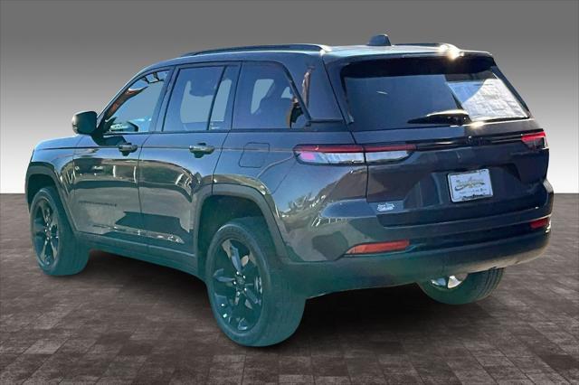 new 2025 Jeep Grand Cherokee car, priced at $42,290