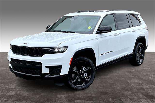 new 2024 Jeep Grand Cherokee L car, priced at $41,962