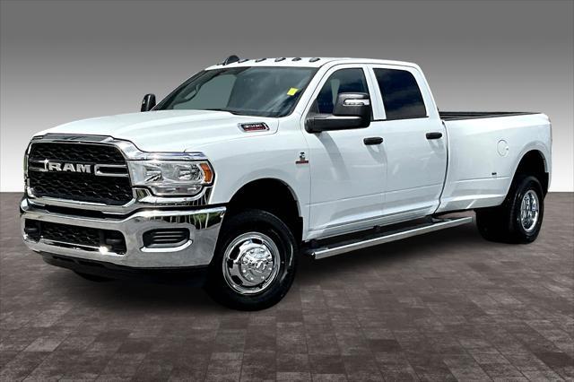 new 2024 Ram 3500 car, priced at $61,778